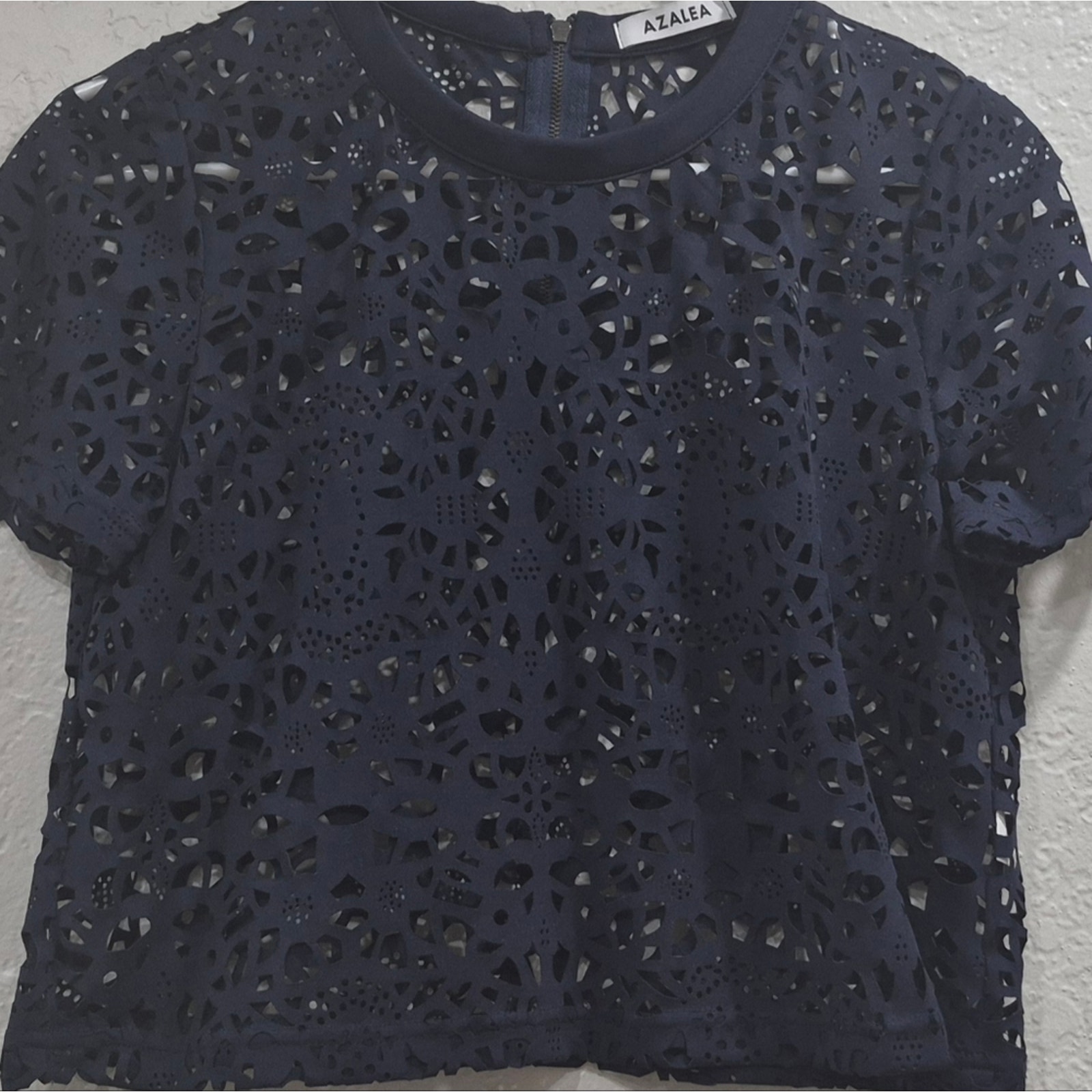 Azalea Navy Blue Eyelet Lace Floral Top Size S Back Zipper Short Sleeve — image 2 of 8